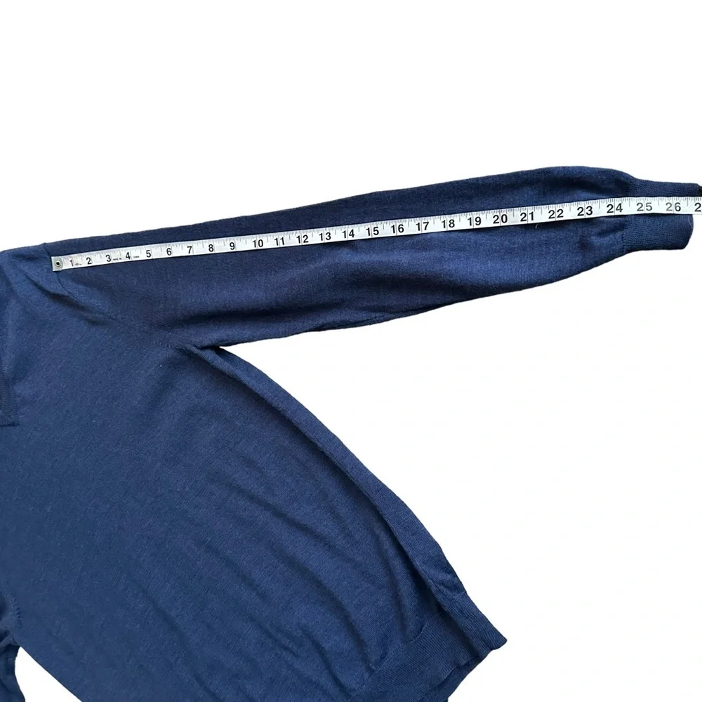 J Crew Mens Navy Blue Wool V-Neck Pull Over Sweater‎ Size M
